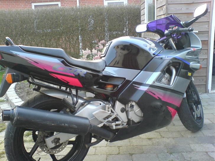 Honda CBR 600 F (**solgt**) billede 14