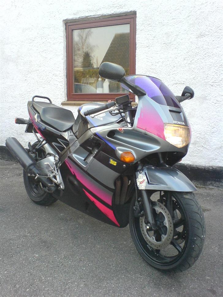 Honda CBR 600 F (**solgt**) billede 15