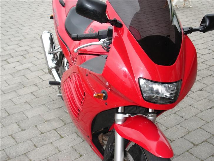 Suzuki RF 600 R (Sverige) billede 13