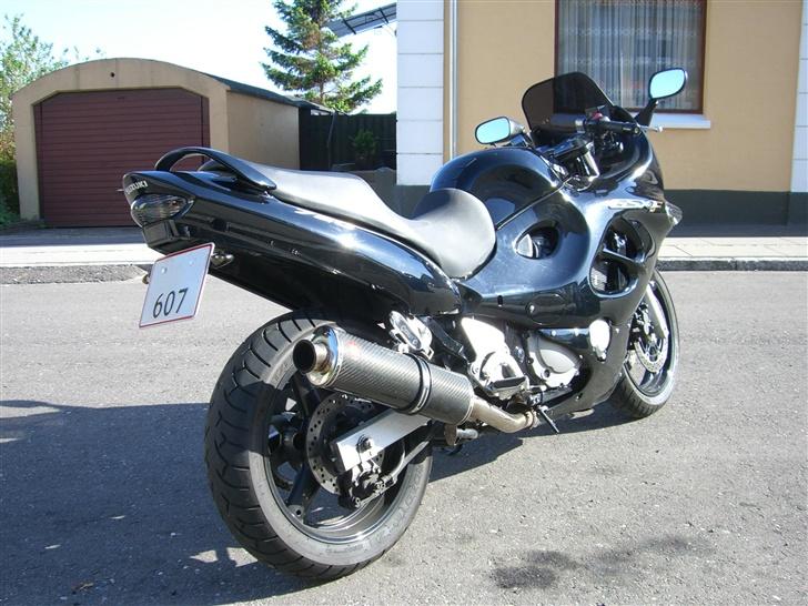 Suzuki gsx 750 f billede 4