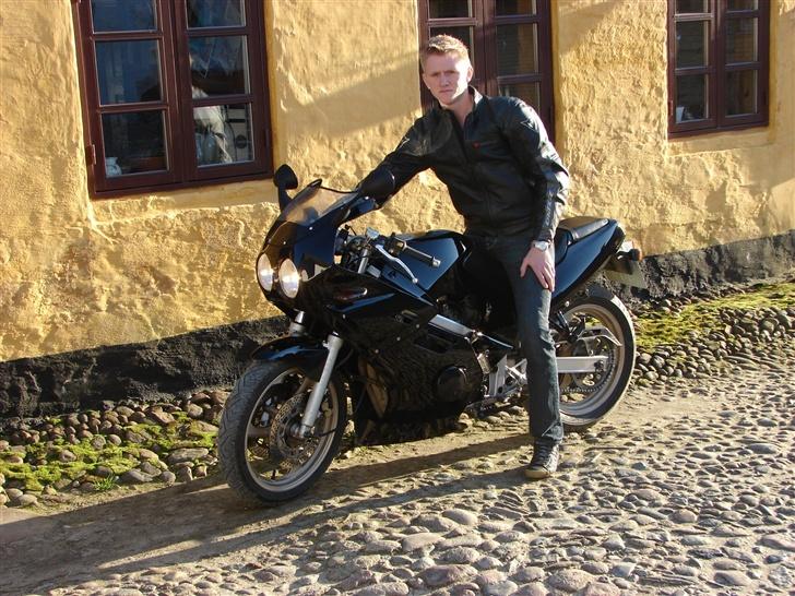 Suzuki Gsx-R 250 - ny malet  billede 2