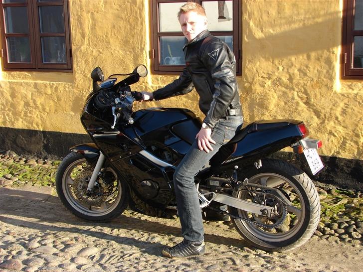 Suzuki Gsx-R 250 - ny malet  billede 3