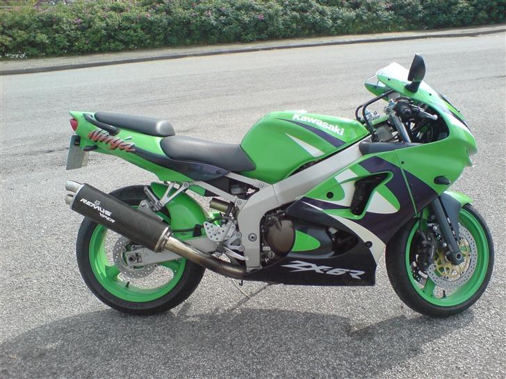 Kawasaki ZX6R solgt billede 1