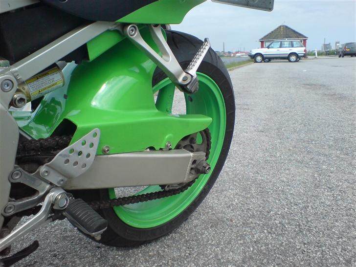Kawasaki ZX6R solgt billede 7