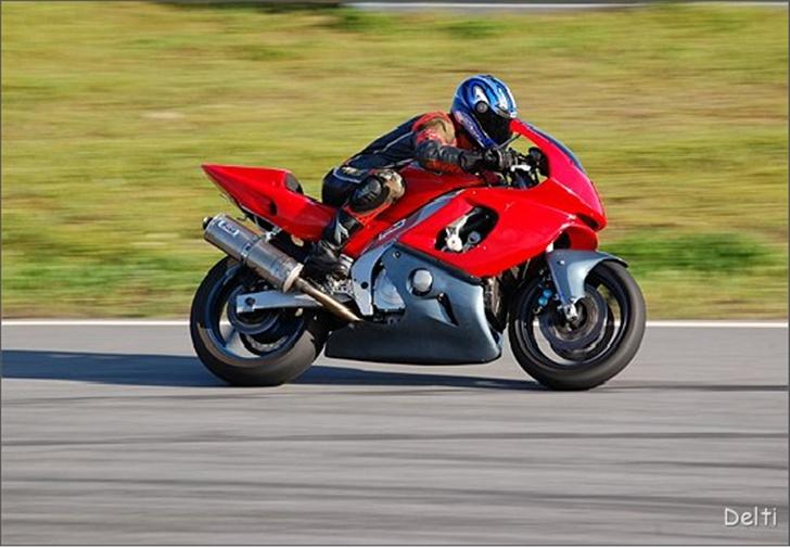 Yamaha YZF 600 R billede 10