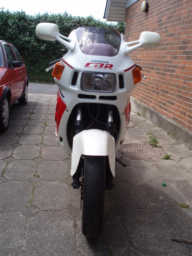 Honda CBR 1000f billede 2