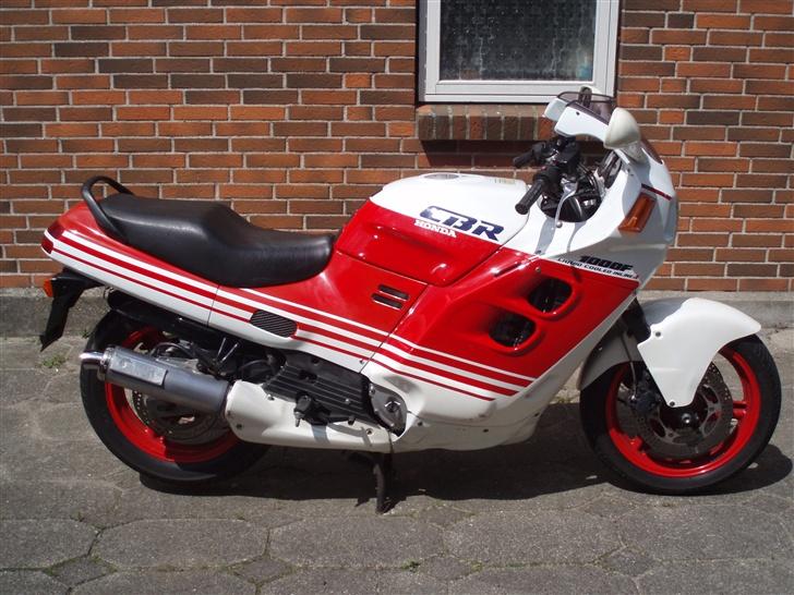 Honda CBR 1000f billede 4