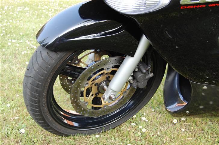 Suzuki GSX 750 F billede 11