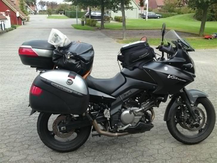 Suzuki DL 650 V-Strom - Hjemkost fra 3800 km i Norge og Sverige billede 2