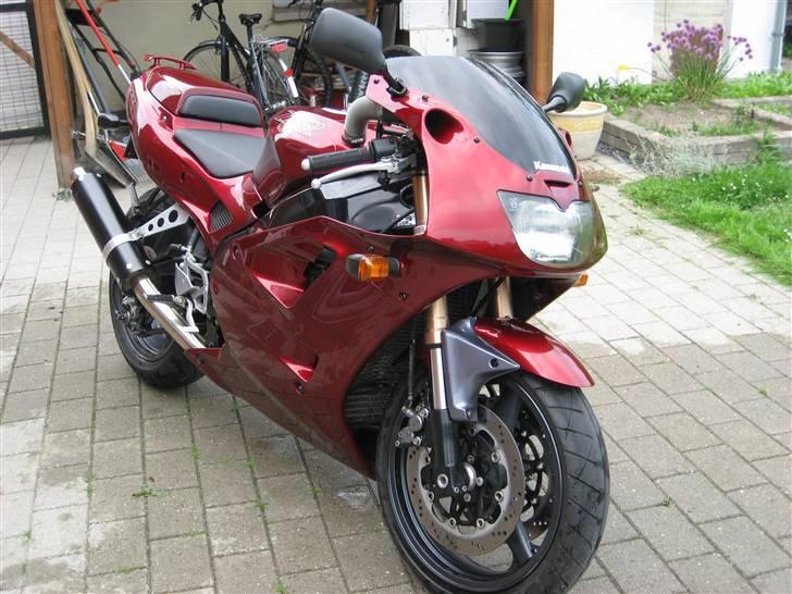 Kawasaki zxr 400  SOLGT!!! billede 2