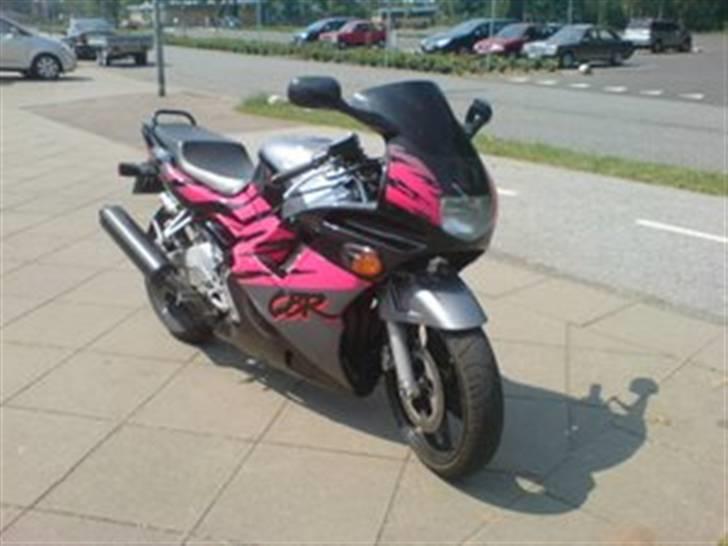 Honda cbr 600 F2 billede 4