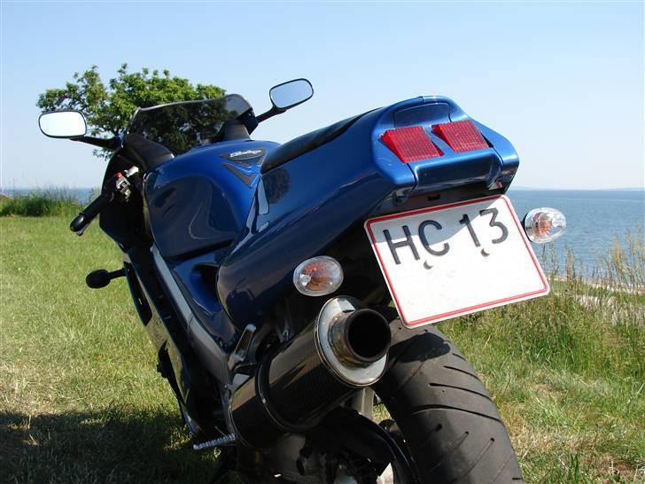 Honda RVF 400 (NC35) billede 14