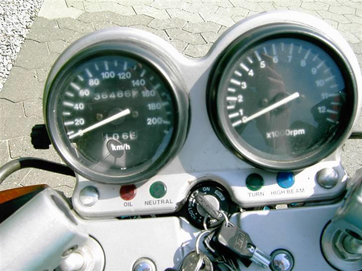 Suzuki GS500E (Solgt) billede 8