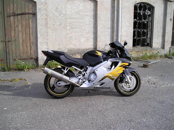 Honda CBR 600 F4 - Juni, 08 billede 12