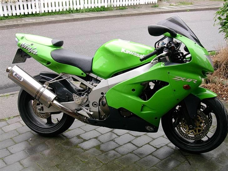 Kawasaki zx9r (Solgt) - da den blev hentet billede 1