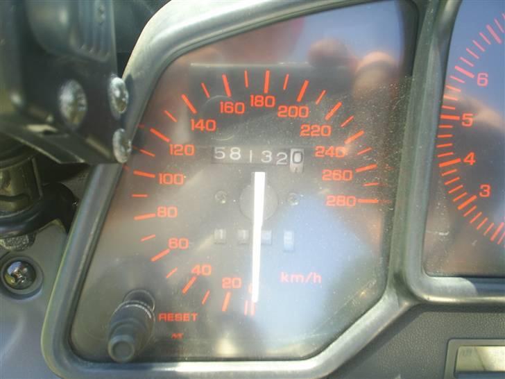 Honda VFR 750 F - 58000km er jo ingenting ;-) billede 8
