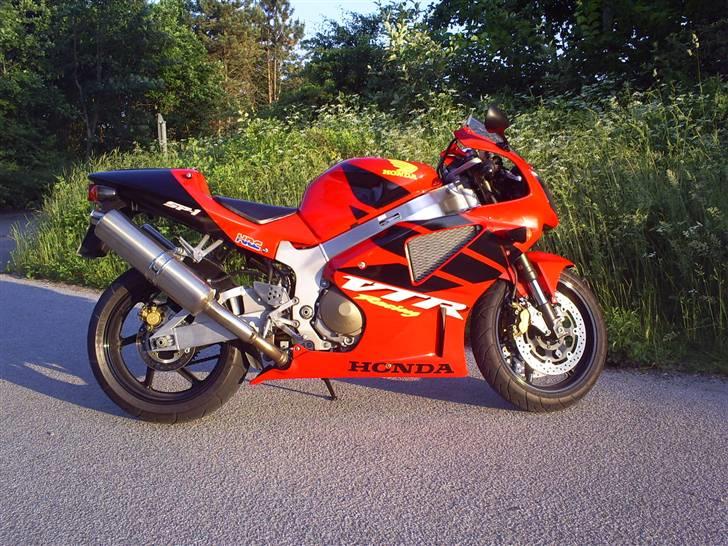 Honda Vtr1000 SP1 **Solgt** billede 1