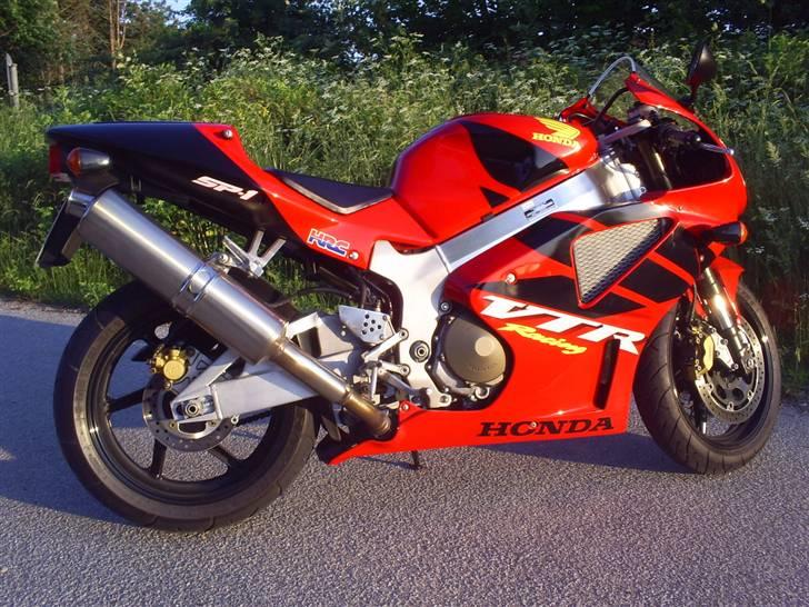 Honda Vtr1000 SP1 **Solgt** billede 2