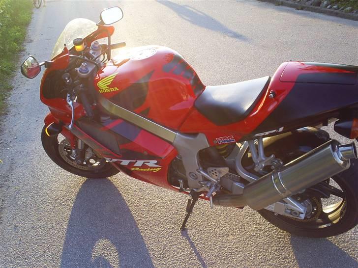Honda Vtr1000 SP1 **Solgt** billede 4