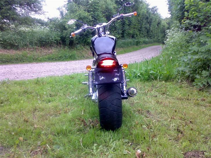 Suzuki intruder vs 1400 billede 3