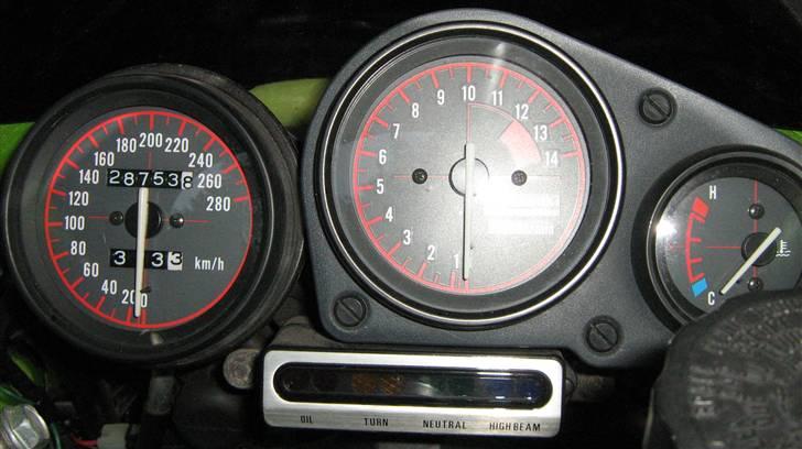 Kawasaki ZXR 750 ***SOLGT*** - Klokkerne. billede 8
