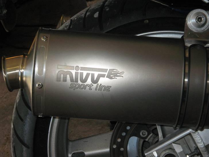 Suzuki SV 1000S Solgt!!!!! - og så lyder de også godt billede 5