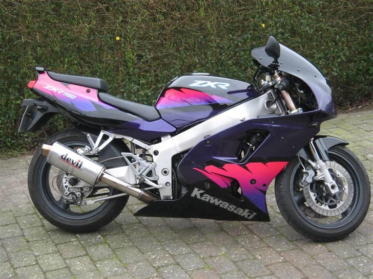 Kawasaki ZXR 750 L  Solgt billede 1