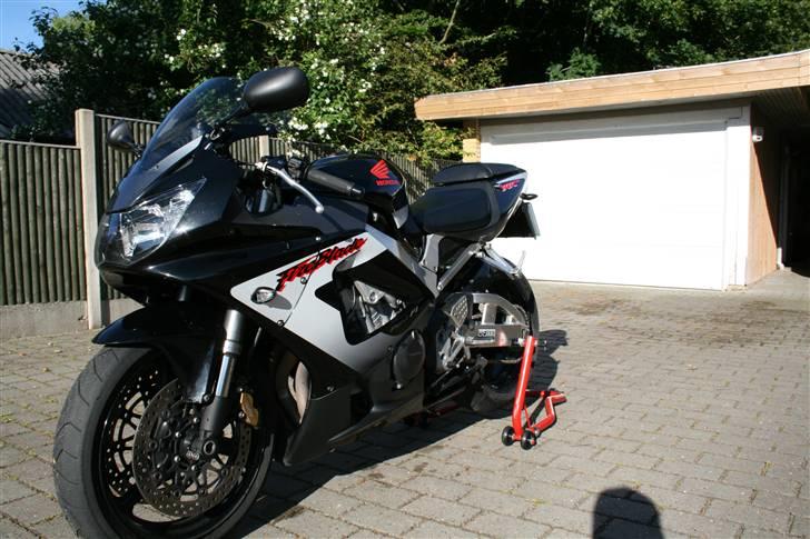 Honda CBR 900 RR ****solgt**** billede 9