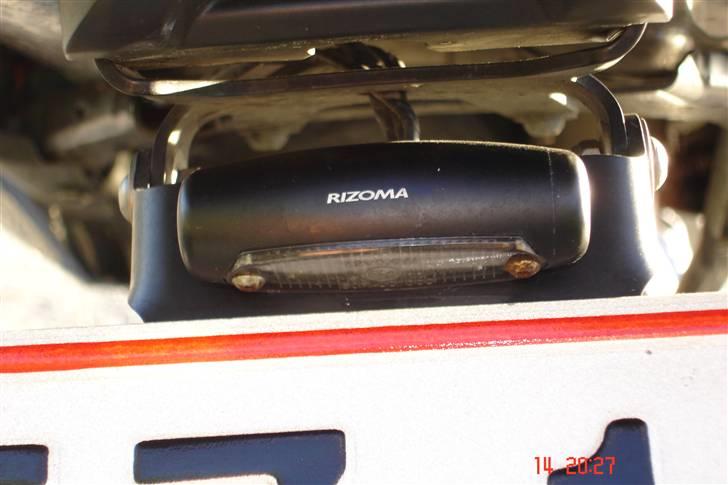 Yamaha FZ6-S Fazer (SOLGT) - RIZOMA nummerpladeholder. billede 10