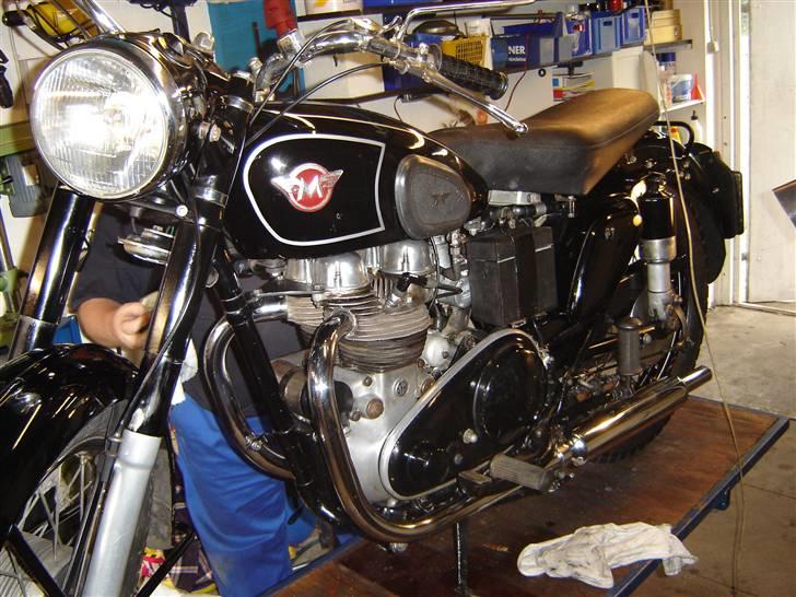 Matchless G9 500  - Og der pudses til den store guldmedalje billede 3