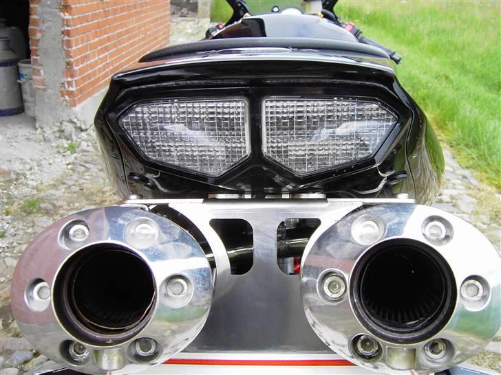 Yamaha R6S billede 5