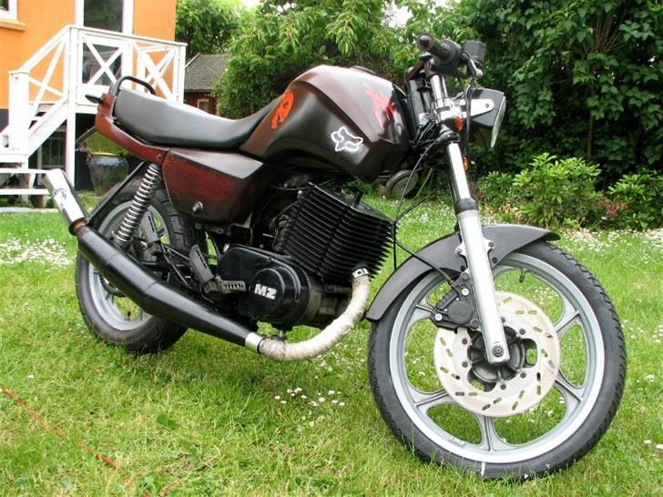 MZ etz 251 ST (under ombyg.) - Midt i processen. billede 8