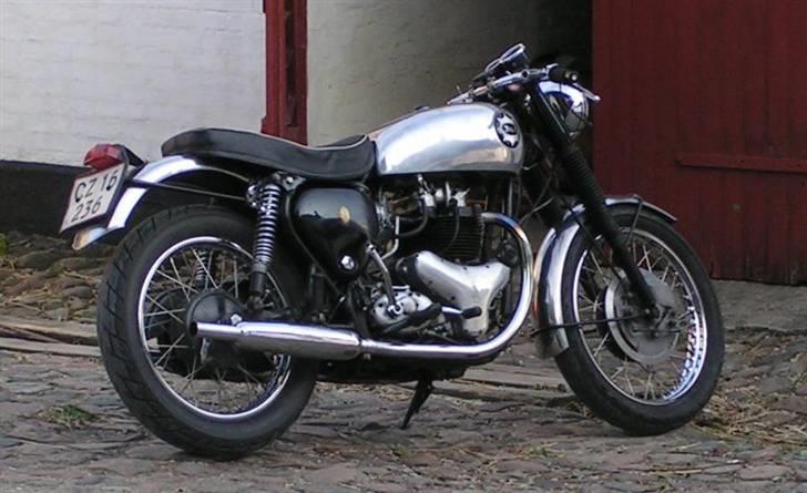 BSA A10 Golden Flash - Lav, slank og rå. billede 1