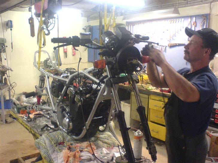 Suzuki Gsx 400F billede 14