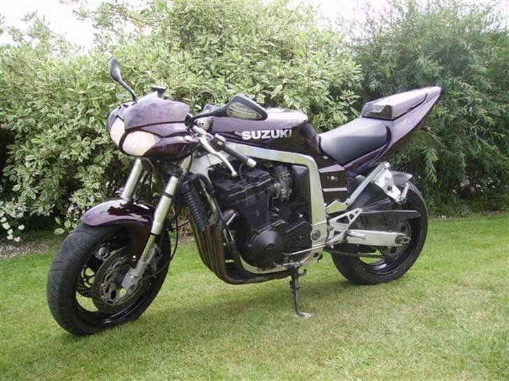 Suzuki gsxr 750 streetfighter - efter billede 1