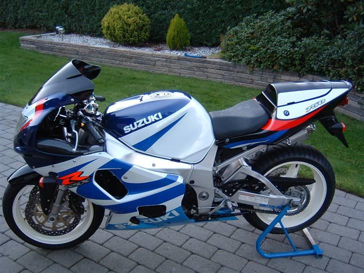 Suzuki *SOLGT* GSX-R, Y billede 2