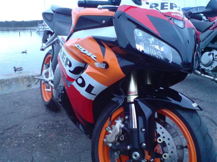 Honda CBR1000RR Repsol *SOLGT* billede 1