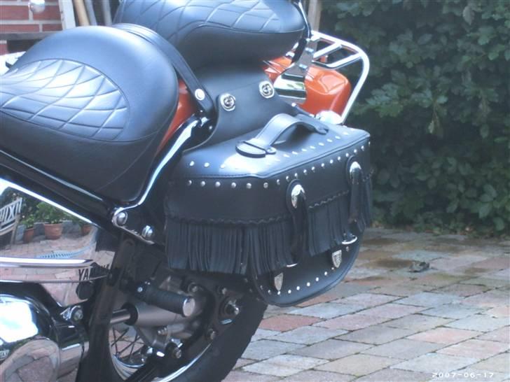 Yamaha xvs 650 dragstar. - så kom der tasker på billede 17