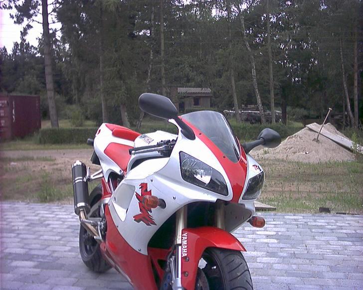 Yamaha YZF R1(SOLGT) billede 2