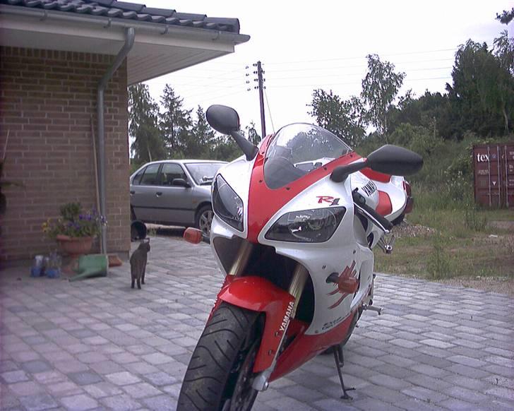 Yamaha YZF R1(SOLGT) billede 3