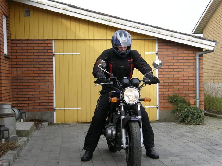 Suzuki gs 500 E - 11 marts  2007 min første tur på cykelen  billede 7