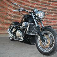 Honda Super magna