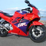 Honda CBR F2 