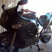Suzuki GSX 750F