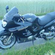 Suzuki GSX 750 F