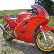 Honda cbr 600