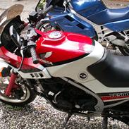 Honda VF 500 F