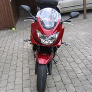 Suzuki GSF650S