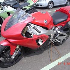 Yamaha YZF-R1 (SOLGT)