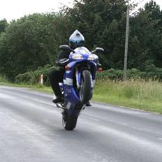 Yamaha yzf R1>SOLGT<